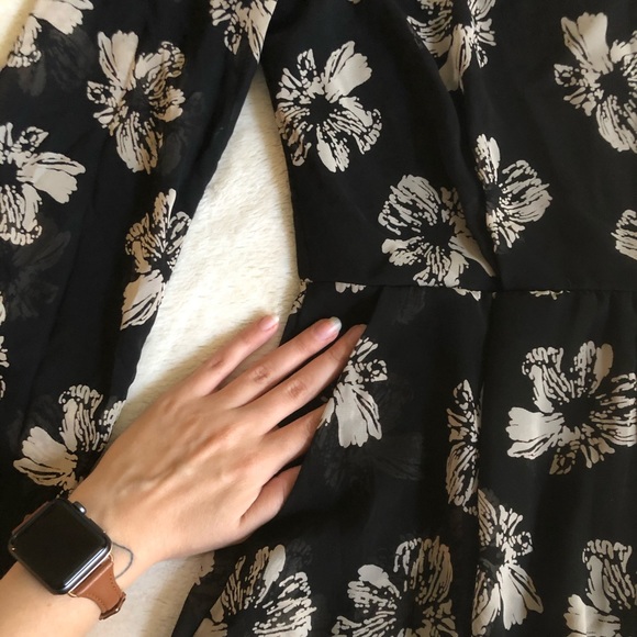 Floral Romper - Picture 4 of 6